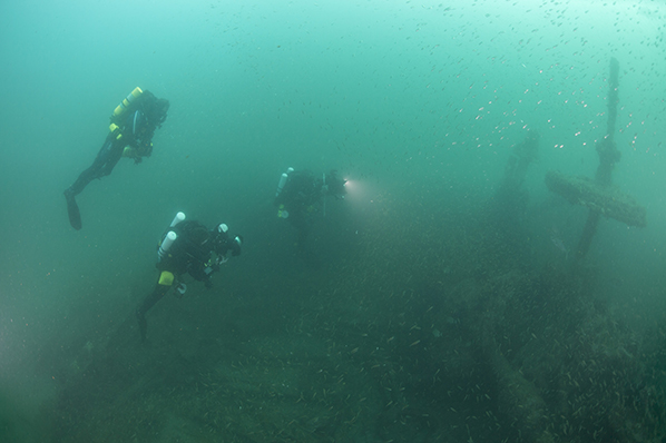 Divers at the stern section of the F.W. Abrams wreck site. Photo: NOAA